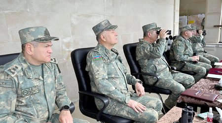 Nazir N saylı hərbi hissəyə gedib