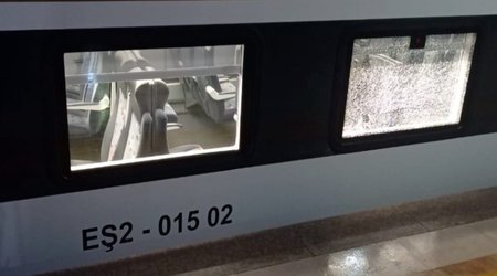 ADY bu il sərnişin qatarlarına qarşı daş atmaların sayını açıqlayıb