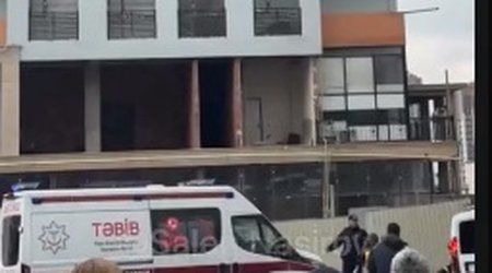 Bakıda yeni tikilmiş binada partlayış- Fəhlə öldü (VİDEO)