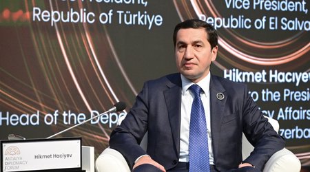 Cənubi Qafqazda yeni status-kvo formalaşdırmışıq - Hikmət Hacıyev