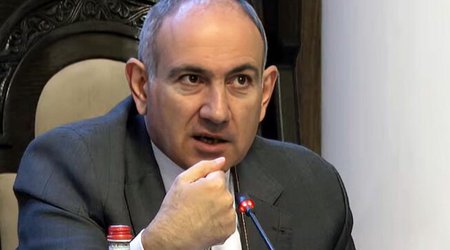 Ереван не намерен выносить вопрос сноса построек в Ханкенди