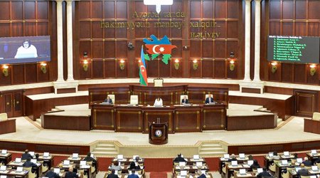 Парламент Азербайджана утвердил новый состав ЦИК