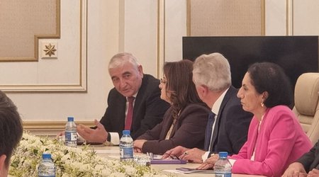Məzahir Pənahov Mərkəzi Seçki Komissiyasının növbəti 5 il ərzində sədri seçilib