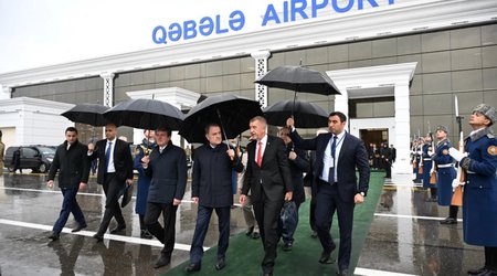 Çexiyanın Baş nazirinin Azərbaycana səfəri başa çatıb