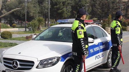 Yol Polisi həftəsonu yollardakı vəziyyətlə bağlı sürücülərə xəbərdarlıq edib