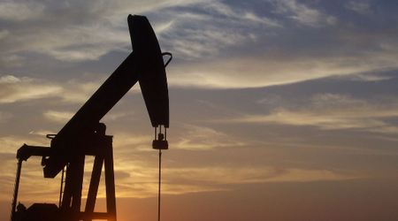 OPEC oil production falls to lowest level since 1990