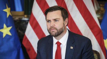 Вэнс обсуждает с премьером Катара судьбу переговоров с Ираном