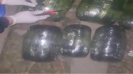 В Сураханы обнаружено 12 килограммов наркотиков
