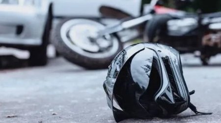 Bakıda motosiklet yerüstü piyada keçidinə çırpılıb, sürücü ölüb