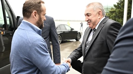 Вице-премьер Украины прибыл в Азербайджан