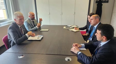 Эмин Амруллаев обсудил с Андреасом Шлейхером сотрудничество в рамках ОЭСР
