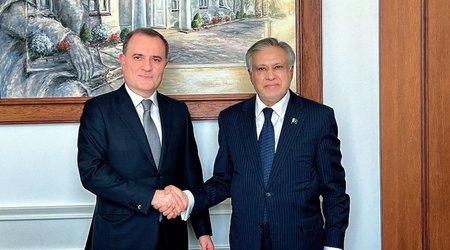 Переговоры глав МИД Азербайджана и Пакистана