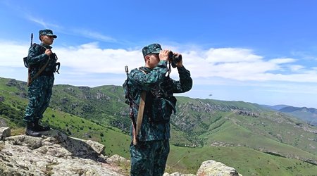 17 foreign nationals detained for illegally crossing Azerbaijan’s border in May