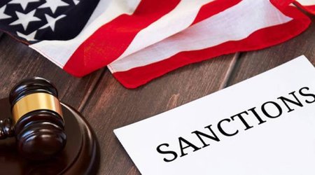 США ввели новые санкции против компаний и судов, связанных с Ираном