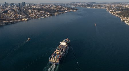 Iran resumes oil exports via Strait of Hormuz