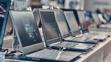 Azerbaijan laptop output falls 51.5% in January-May