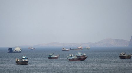 Не менее 25 судов пересекли Ормузский пролив после сделки США и Ирана