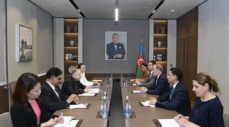 Ceyhun Bayramov BMT Baş katibinin xüsusi elçisi ilə görüşüb