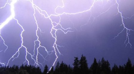Ölkə ərazisinin bəzi yerlərində şimşək çaxıb, yağış yağıb - Faktiki hava