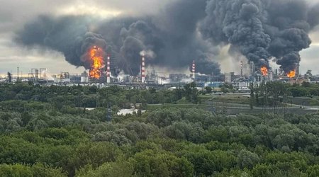 Ukrayna Rusiya ərazisində Omsk NEZ-in vurulduğunu bildirib