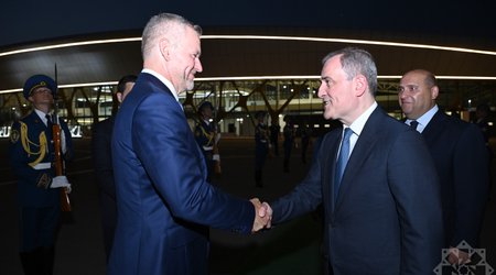 Slovakiya Prezidenti Füzuli aeroportundan Bakıya yola düşüb