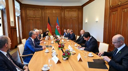 Алиев провёл встречу с президентом Германии в Берлине