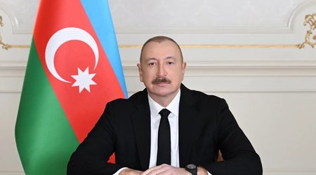 Алиев отметил развитие связей с Мальдивами в поздравлении президенту страны