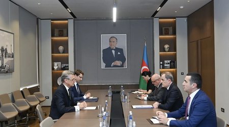 Ceyhun Bayramov Almaniyanın Azərbaycandakı yeni səfirini qəbul edib