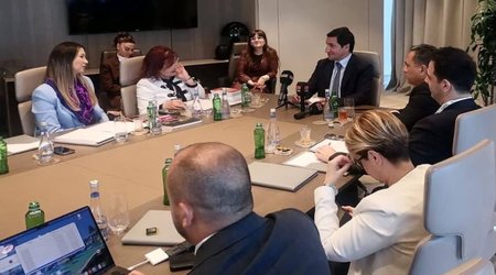 Hikmet Hajiyev meets with Türkiye-Azerbaijan TADİV Foundation delegation
