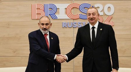 Никол Пашинян позвонил Президенту Ильхаму Алиеву