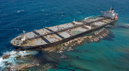 Sanctioned oil tanker Caroline Bezengi sinks off Oman, causing vast oil spill