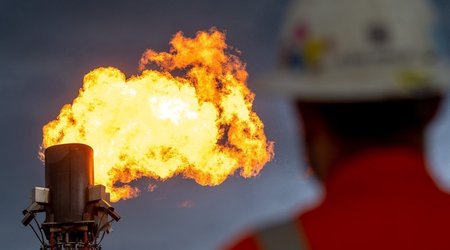 US natural gas futures trade lower on NYMEX