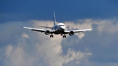 Самолет рейса Тюмень — Баку экстренно сел в Уфе