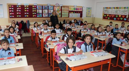 Armenian citizens may be barred from Istanbul's Armenian schools, report says