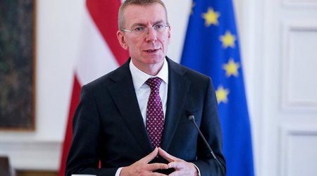 Дрон прервал отпуск президента Латвии: готовится обращение к нации