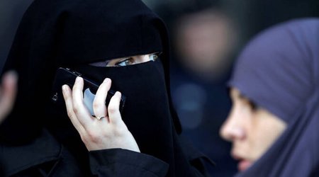 В Португалии запретили ношение никаб