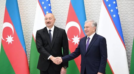 Президент Узбекистана Шавкат Мирзиёев награжден орденом «Гейдар Алиев»