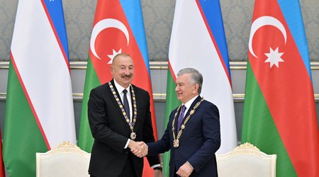 Daşkənddə Azərbaycan və Özbəkistan prezidentlərinin təltifolunma mərasimi keçirilib