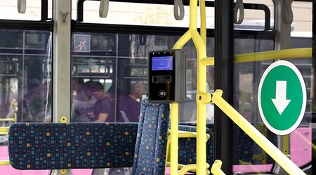 Bu avtobuslara sərnişinlər artıq iki qapıdan minəcək