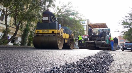В Баку завершен ремонт дорог на 40 улицах и проспектах