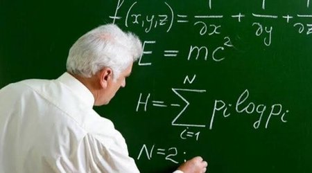 В ссузах Азербайджана сократилась численность преподавателей