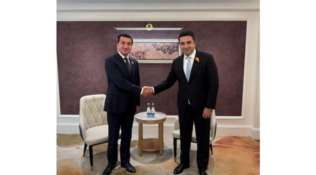 Hikmet Hajiyev and Alen Simonyan Hold Peace Talks