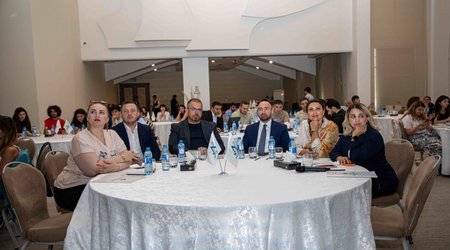 “Azərsun Holdinq” “Süni intellekt dövründə effektiv sayt idarəetməsi” mövzusunda təlim keçirib