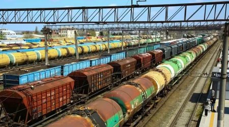 Азербайджан отправил в Армению очередную партию дизельного топлива