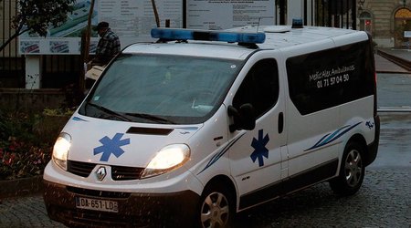 Более 40 человек пострадали при сходе с рельсов поезда на севере Франции