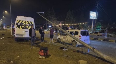 В ДТП на севере Турции пострадали десятки человек