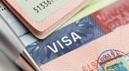 US federal court blocks proposed visa restrictions for foreign students and journalists