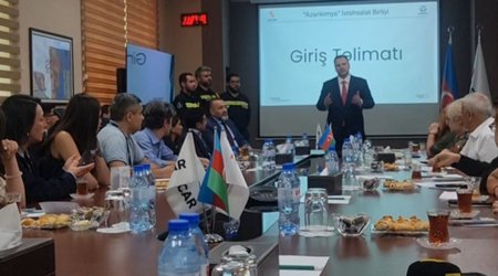 “Azərkimya” yan məhsul kimi əldə olunan hidrogeni “Azerfloat”a satacaq