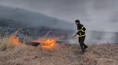 В Ярдымлы произошел пожар на открытой территории