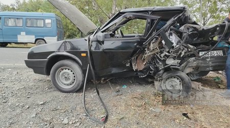 В серьезном ДТП в Гахе пострадали четыре человека